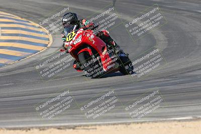 media/Jan-10-2025-CVMA Friday Practice (Fri) [[489e0da257]]/Group 4 and Trackday/Session 3 (Turns 9 and 10)/